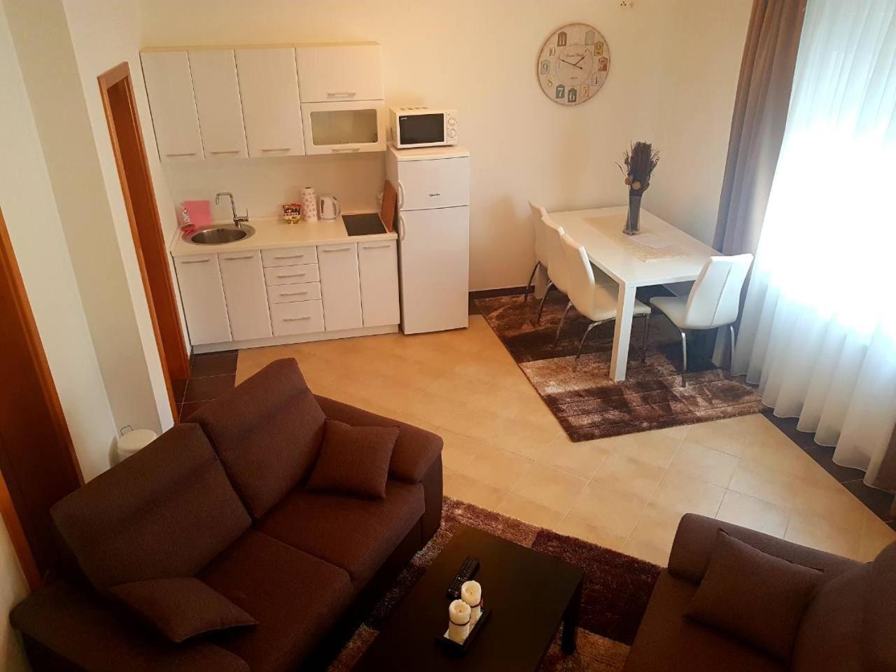 Apartman ליבנו מראה חיצוני תמונה